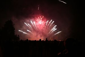 FEU ARTIFICE SOIREE RENTREEE FESTIVE   50 